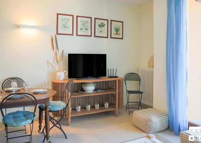 Grabbia 6 By Design Апартаменты *